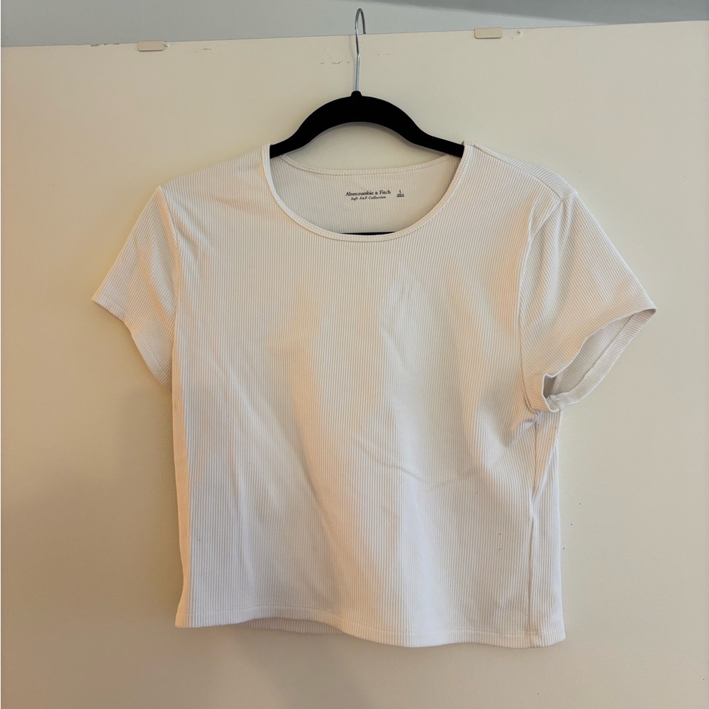 Abercrombie & Fitch White Short Sleeve Tee